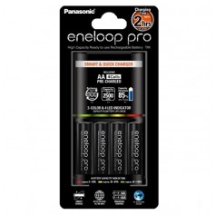 2h Eneloop PRO BQ-CC55E Oplaadstation + 4AA batterijen